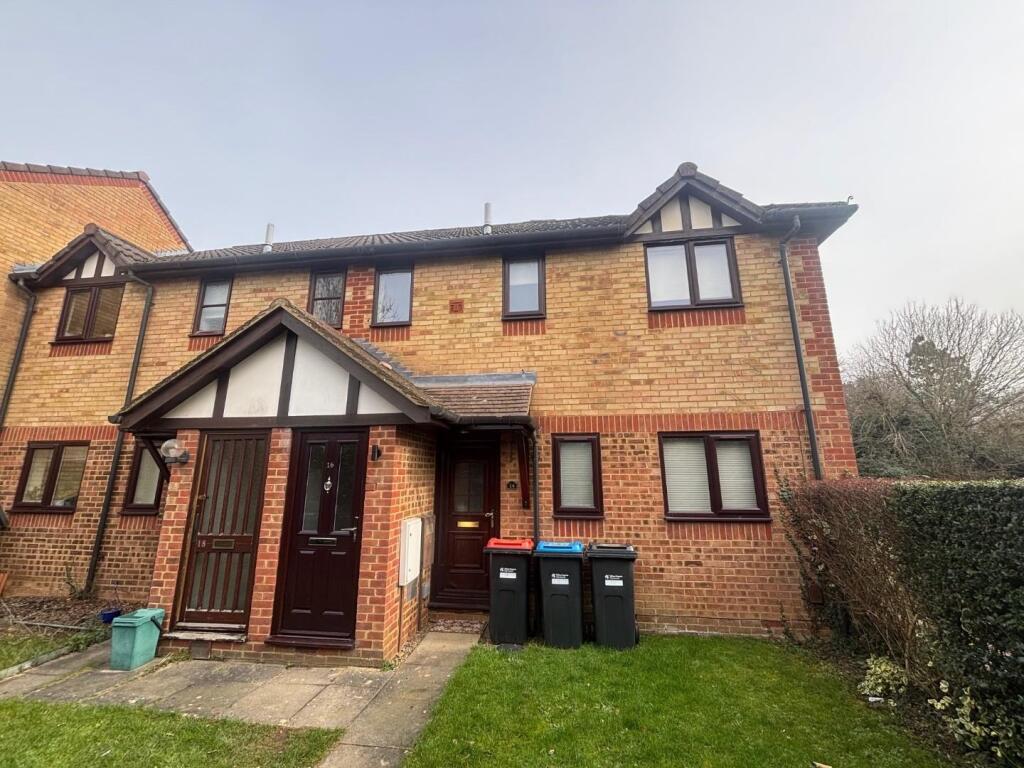 Main image of property: Pennycress Way, Newport Pagnell, MK16