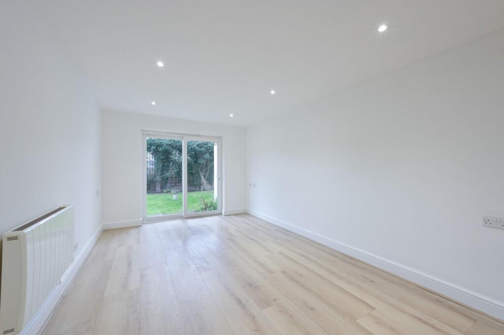 Homewater House, Upper High Street, Epsom, KT17 4QJ photo 2