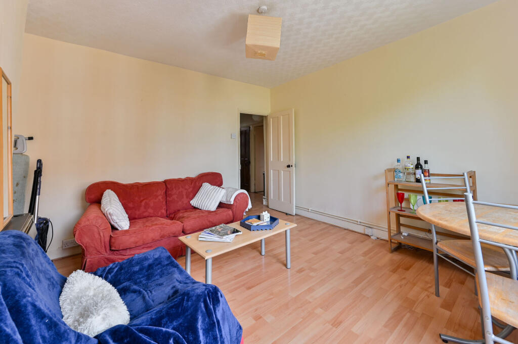 Apartment in London - View 2