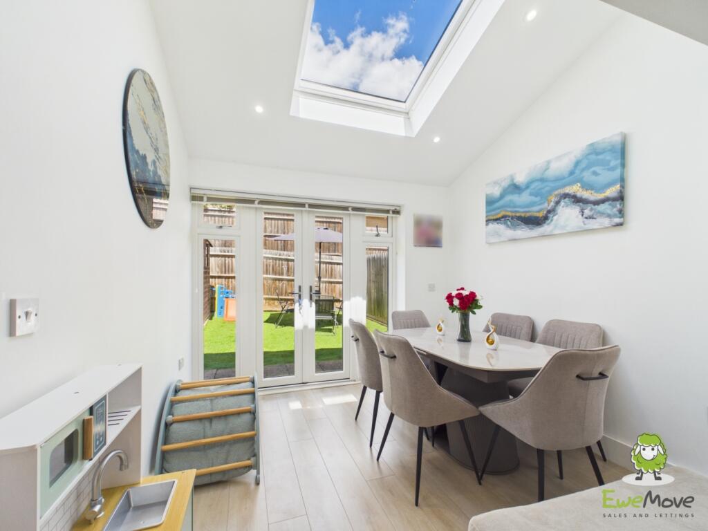 House in Basingstoke and Deane, Chineham - View 3