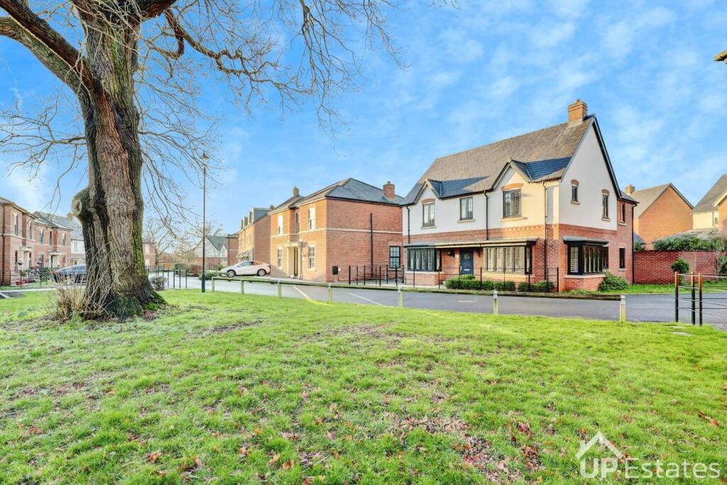 Clinton Crescent, Rugby photo 4