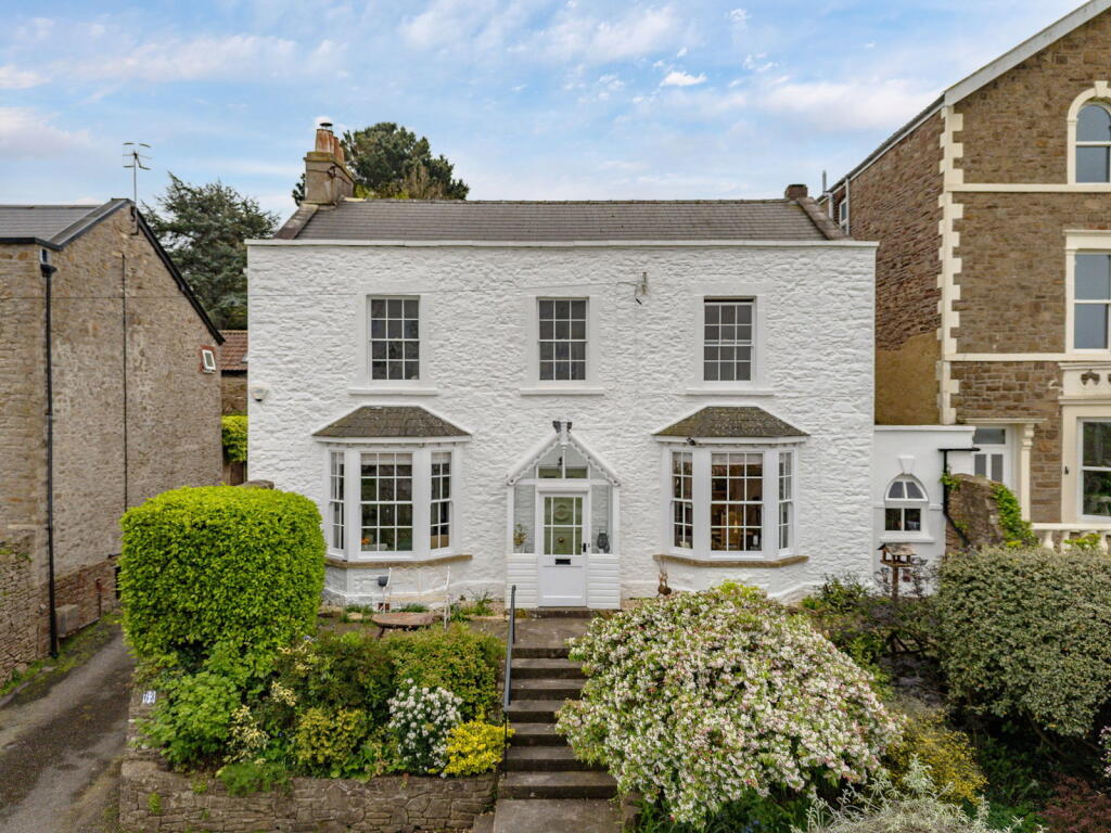 Main image of property: Nore Road, Portishead, Bristol, BS20 6JZ