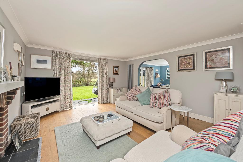 The Street, Bramber, West Sussex, BN44 3WE photo 3