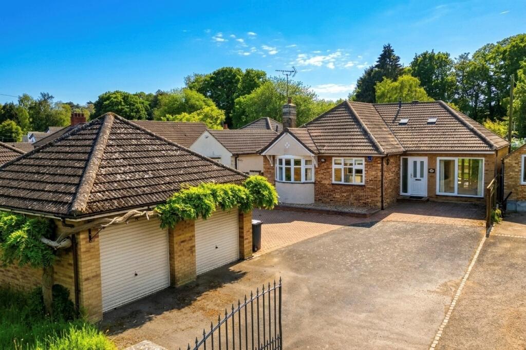 Main image of property: Ecton Lane, Sywell, NN6 0BA