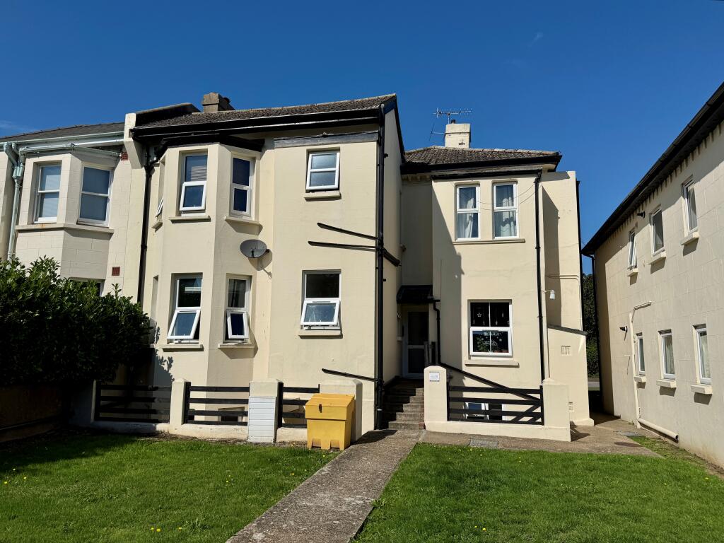 Main image of property: Lyndhurst Road, Worthing, BN11