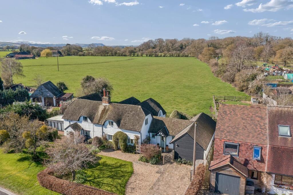 Main image of property: Apsley End Road, Shillington, Hitchin, SG5