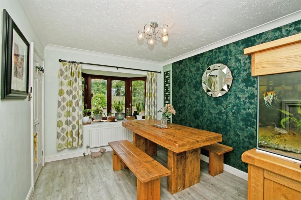 Huthnance Close, Truro, Cornwall, TR1 photo 4