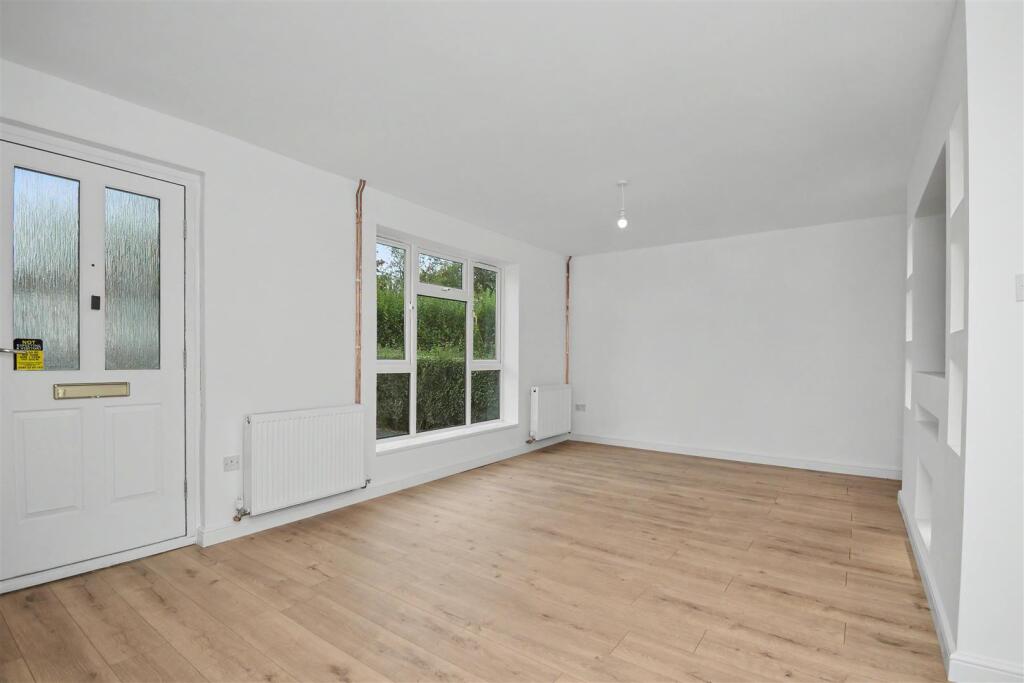 House in Corby - View 4