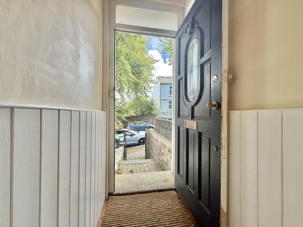 House in Truro - View 3
