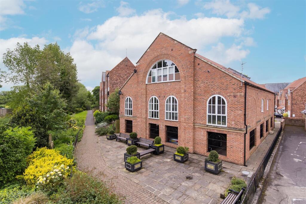 Main image of property: Nursery Gardens, Thirsk