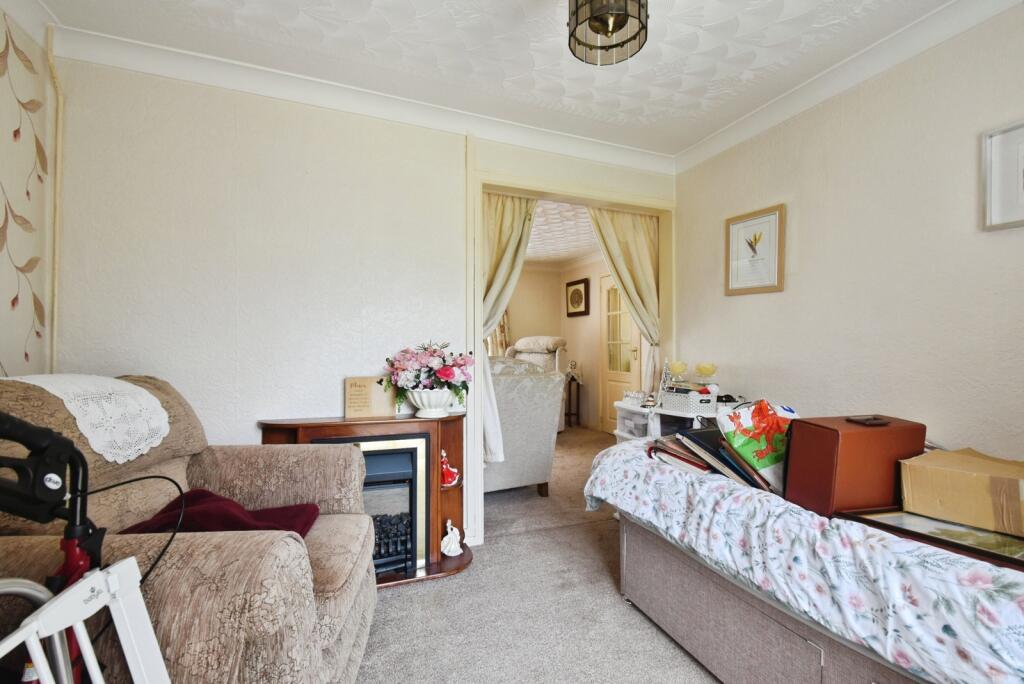 House in Swansea - More