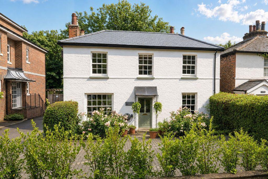 Main image of property: Portsmouth Road, Thames Ditton