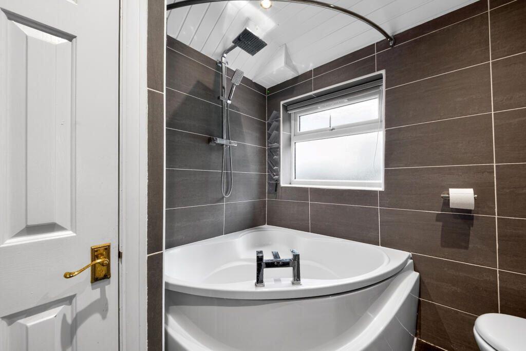 House in Harrow - More