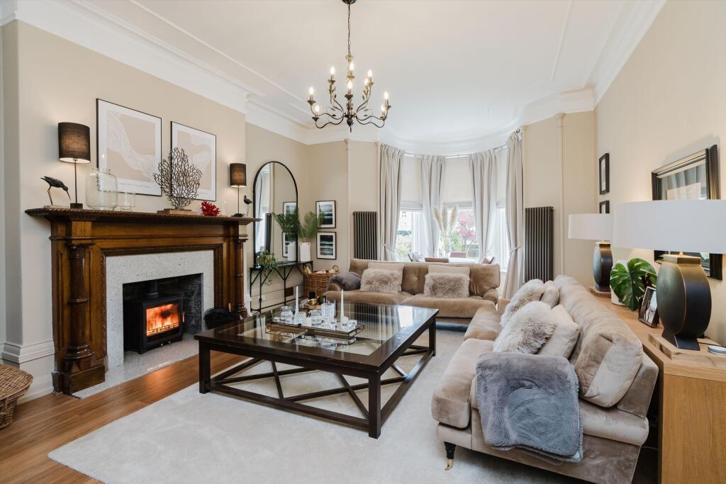 House in Aberdeen, Rubislaw, Queen's Cross and Harlaw - View 2