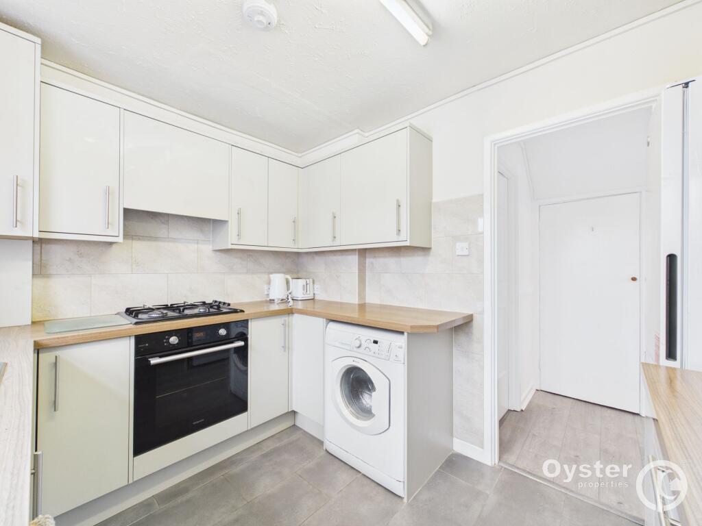 Apartment in London - View 5