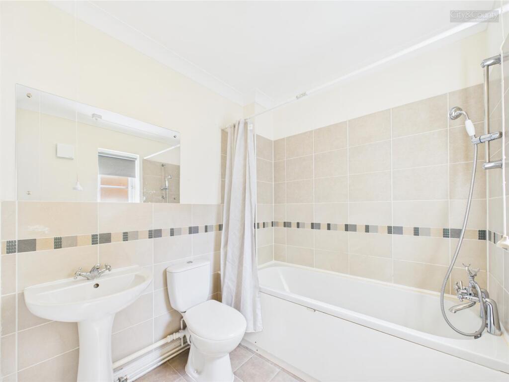 Burghley Road, Peterborough – pohled 6
