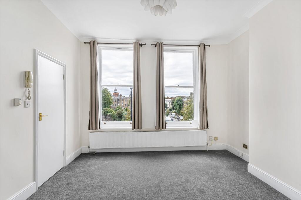 Apartment in London, Kentish Town - View 2