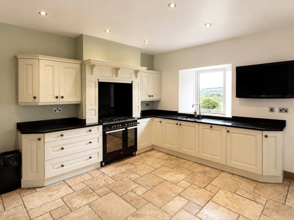 House in Blackburn - View 5