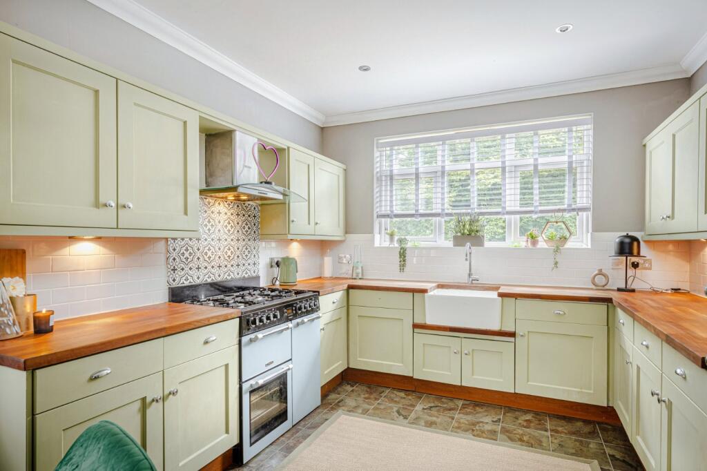 Brook Road, Stansted, Essex, CM24 photo 4