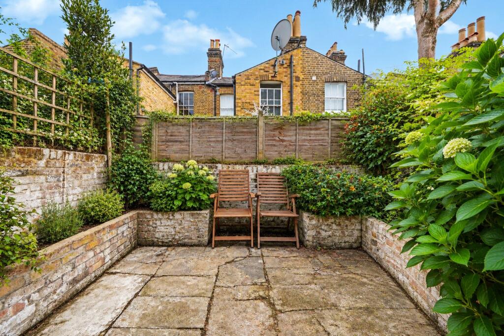 House in London, Kensal Town, Queen's Park - View 3