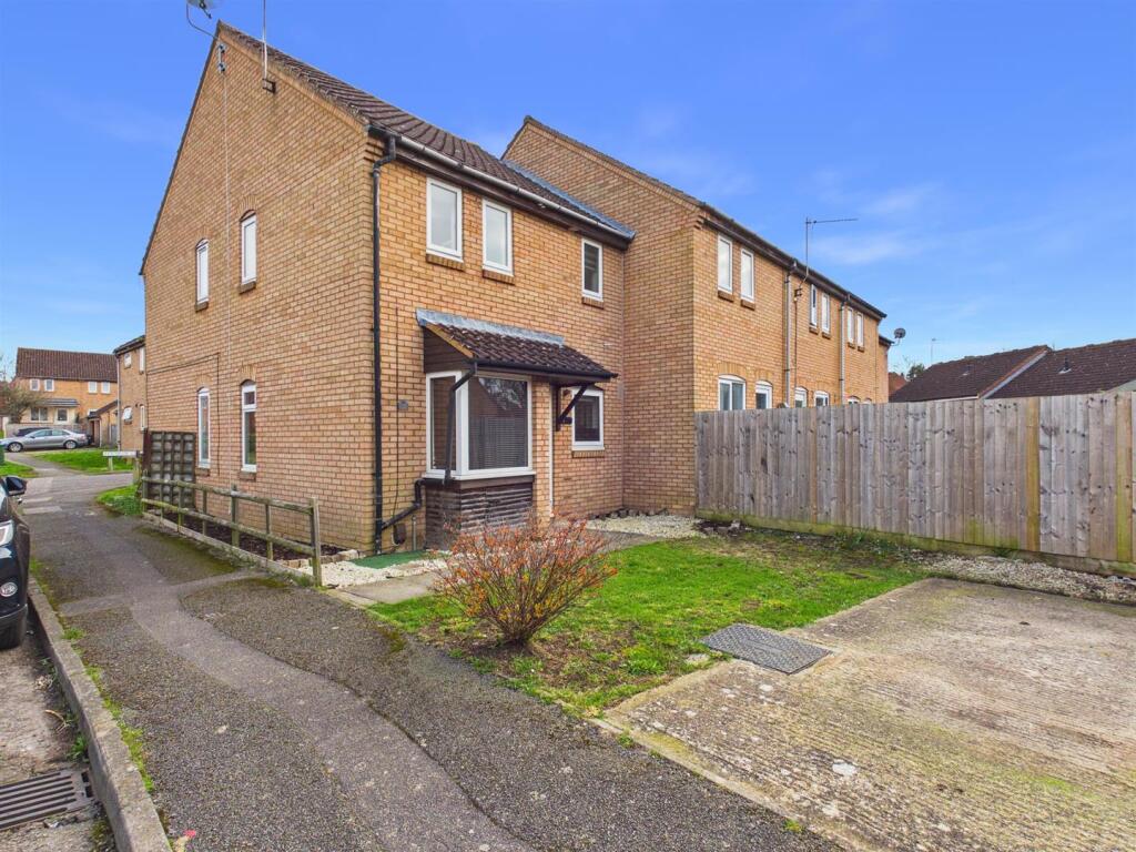 Main image of property: Cleveland Park, Aylesbury, Buckinghamshire