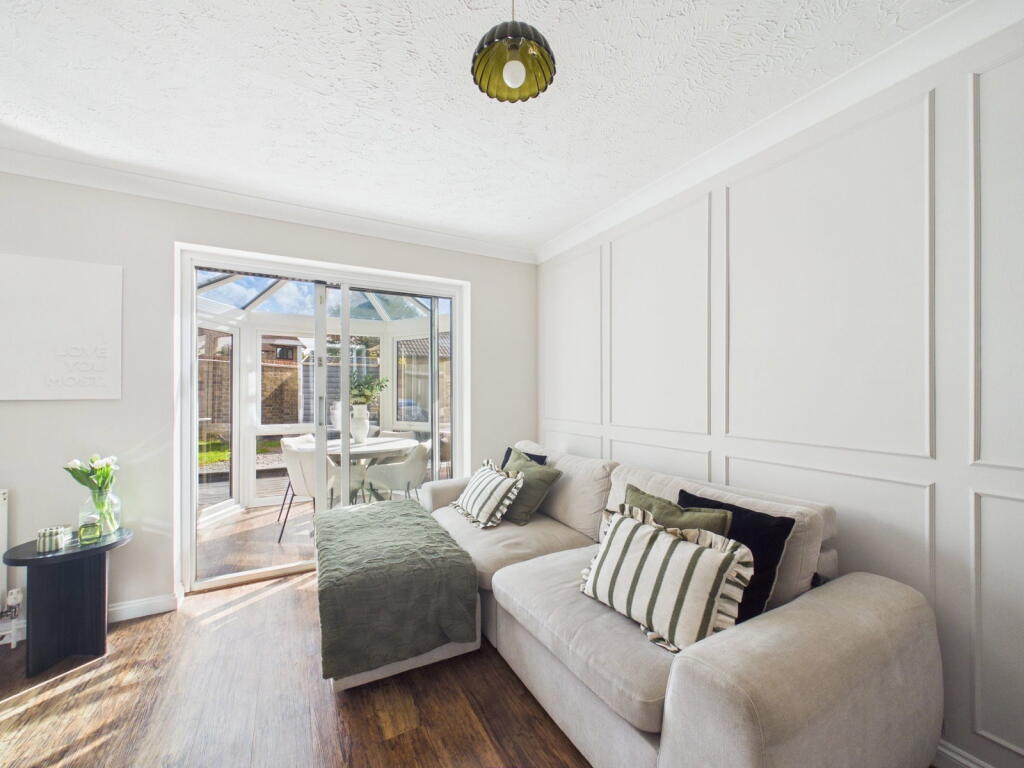 House in Horsham, North Horsham - View 2