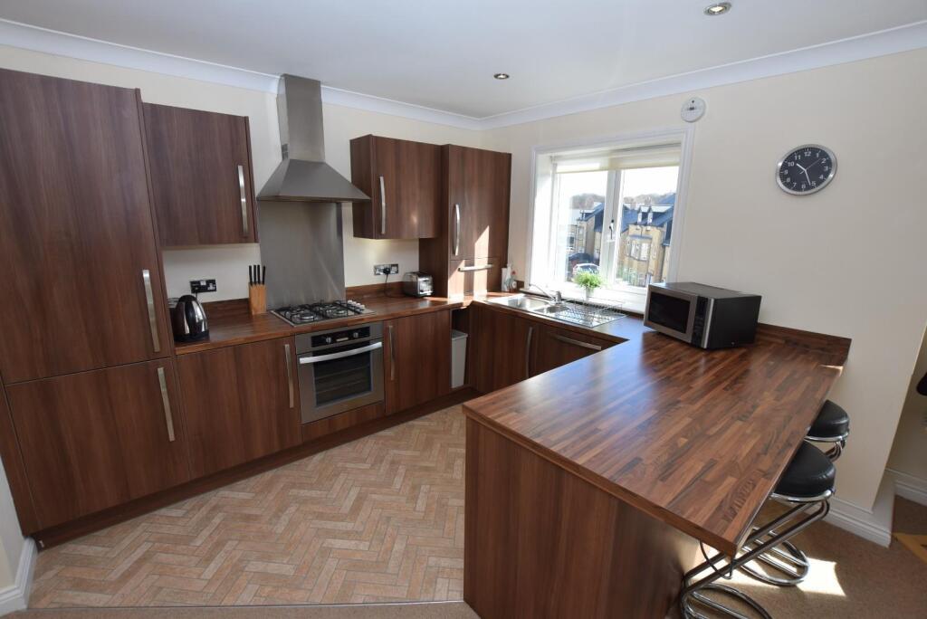 Apartment in Burnley, Padiham - View 4