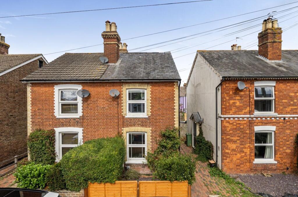 3-bed semi-detached on Western Road, Southborough, Tunbridge Wells, TN4, £475,000