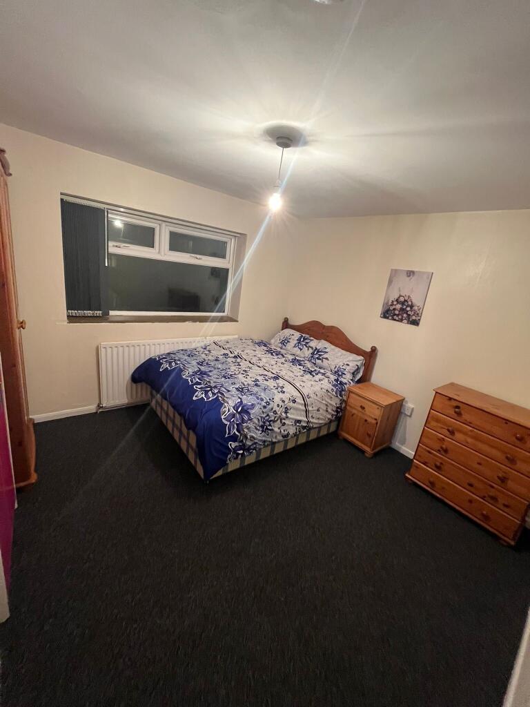 Main image of property: Room 5, Doweries, Rednal, B45 9RY