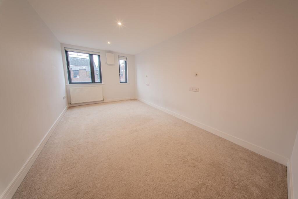 South Road, Haywards Heath, RH16 photo 4