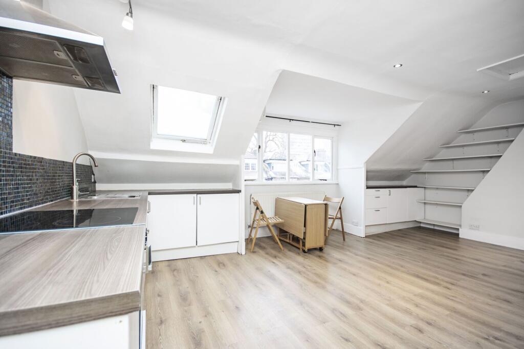 Cranwich Road, Stamford Hill, London, N16 photo 2