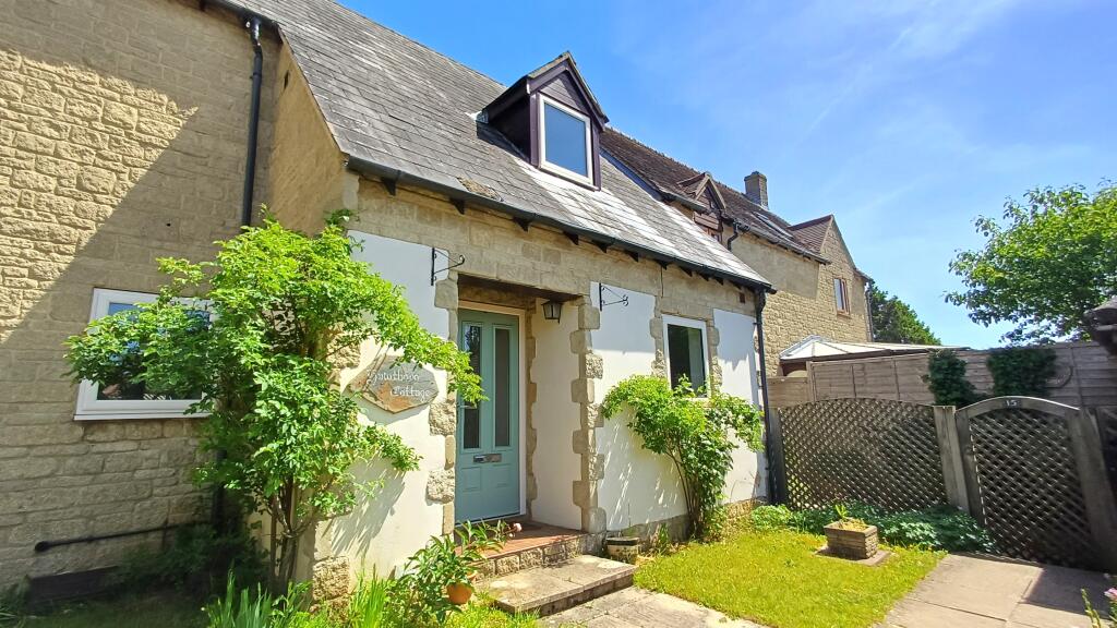 Main image of property: Rawlinson Close, Chadlington, OX7