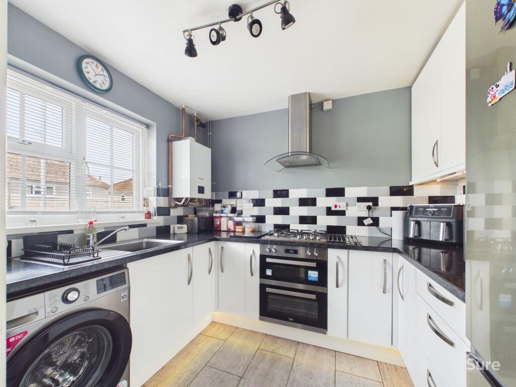 House in East Staffordshire, Tutbury - View 4