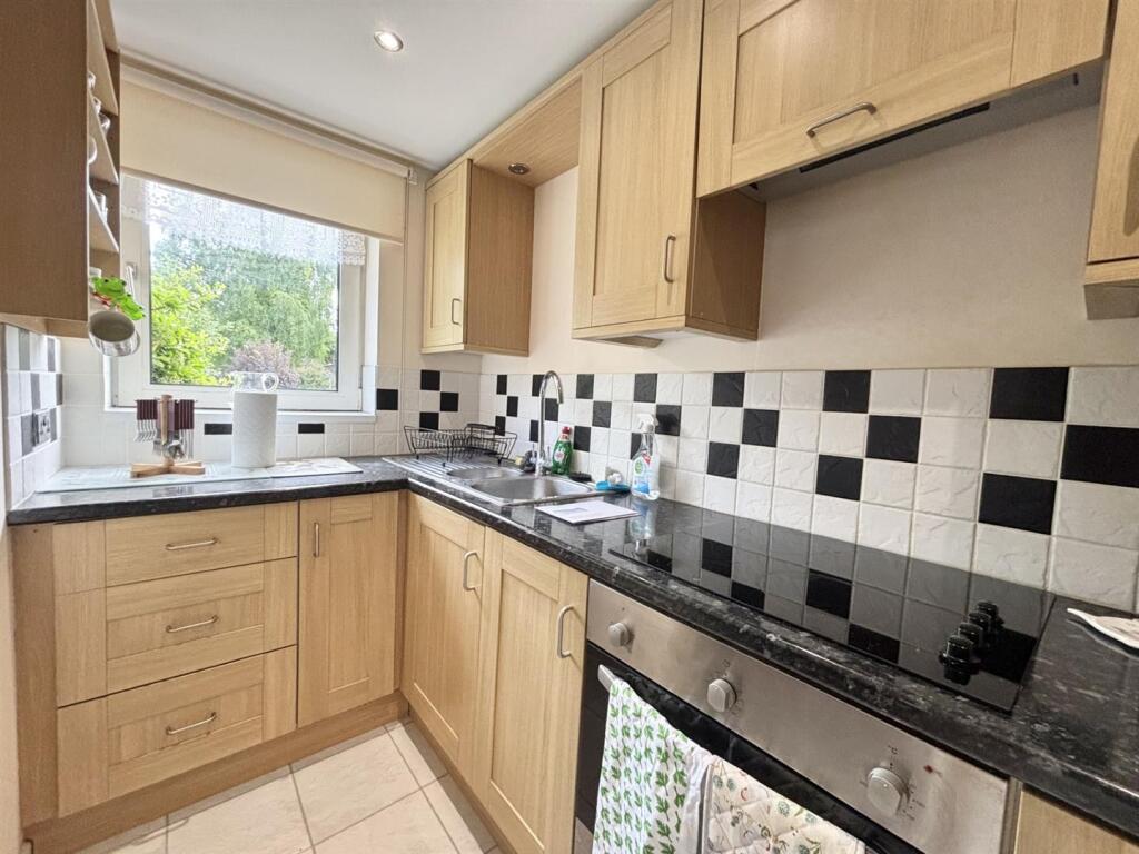Apartment in Salisbury - View 2