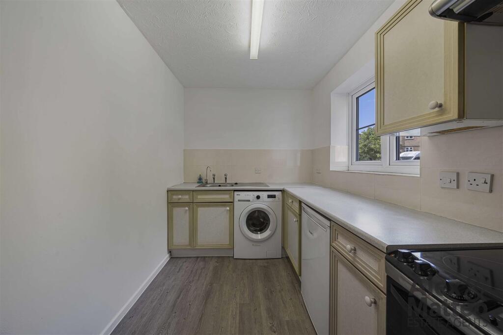 Apartment in London, South Bermondsey, Bermondsey - View 3