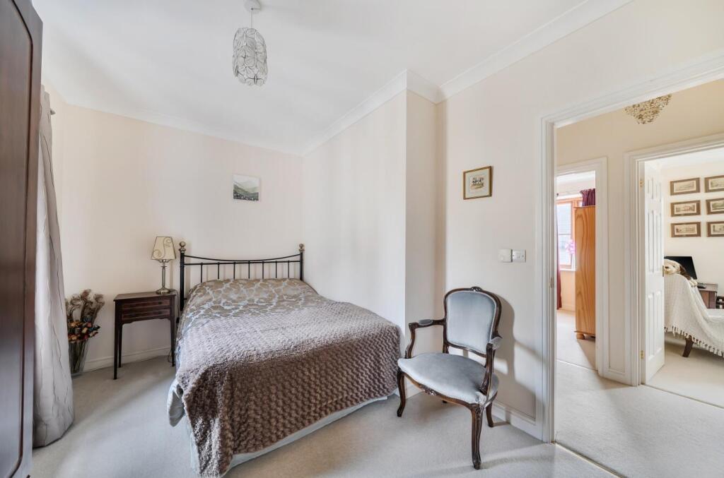 Additional image 9 of High Street, Henstridge, Templecombe