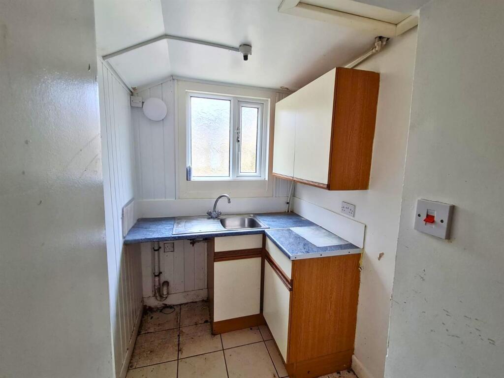 House in Blackburn - View 4