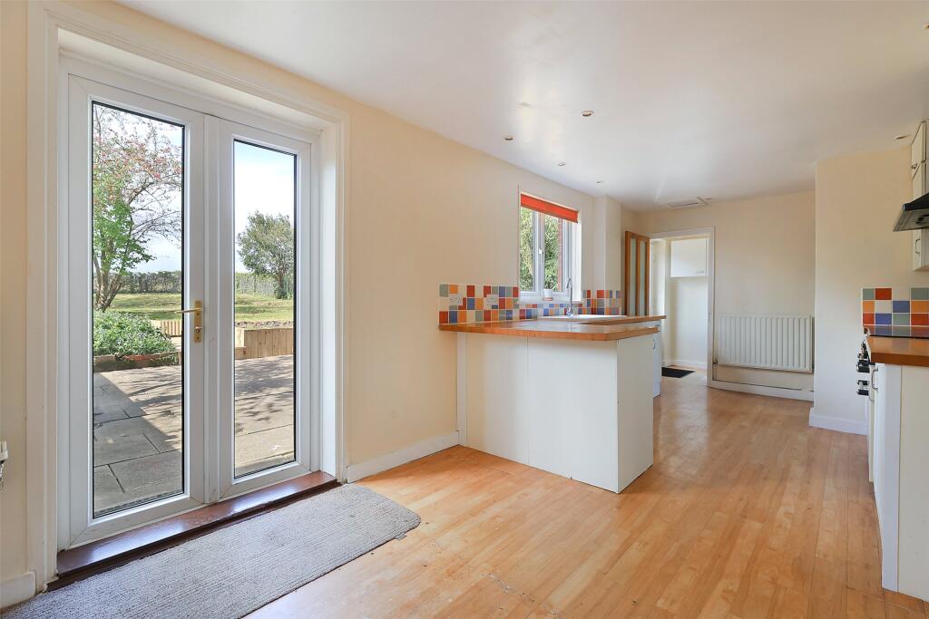Horsham Road, Beare Green, Dorking, Surrey, RH5 photo 4