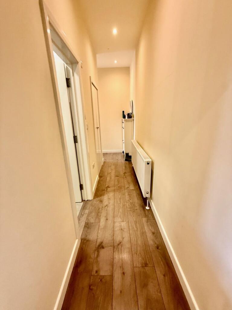 Apartment in London - View 6