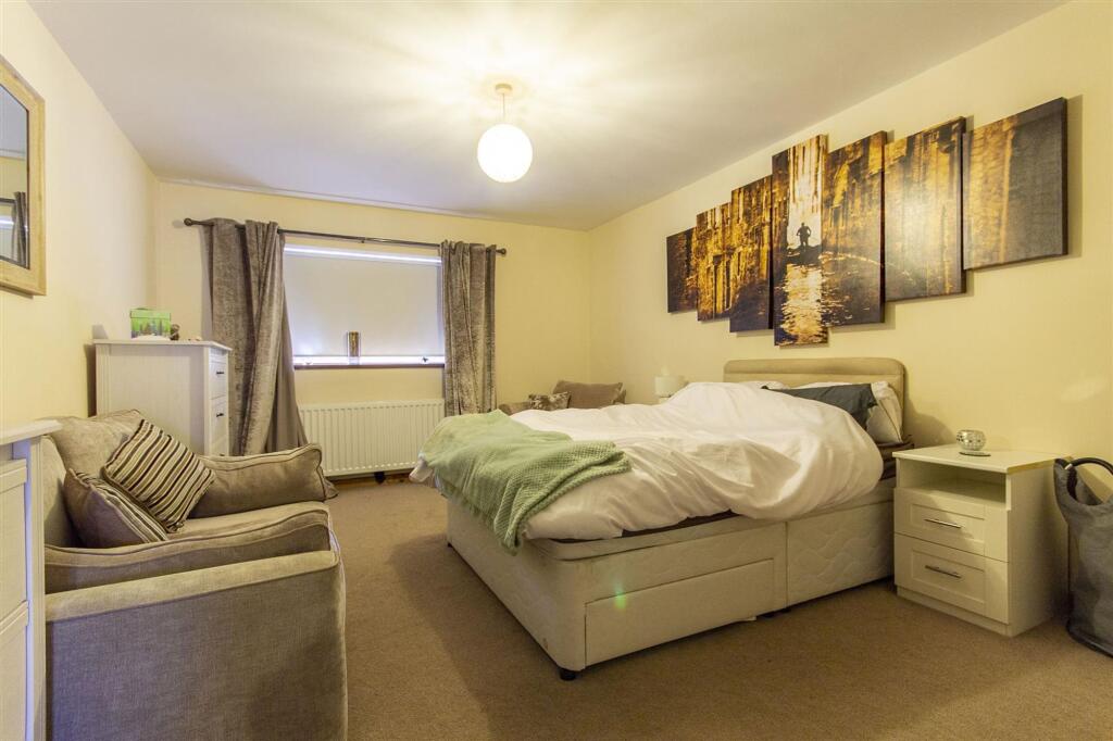 House in Sheffield - View 5