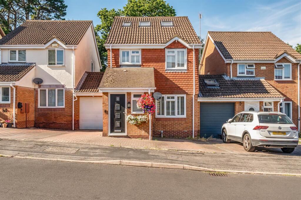 Main image of property: Hayle Road, West End, Southampton