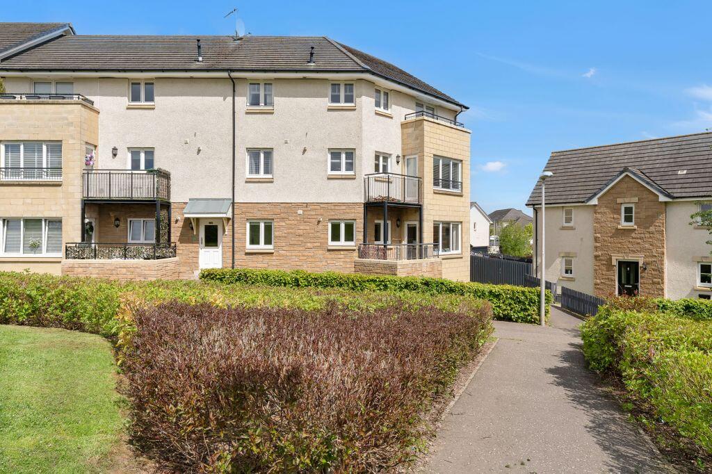 Main image of property: 16b South Chesters Gardens, Bonnyrigg EH19 3GF