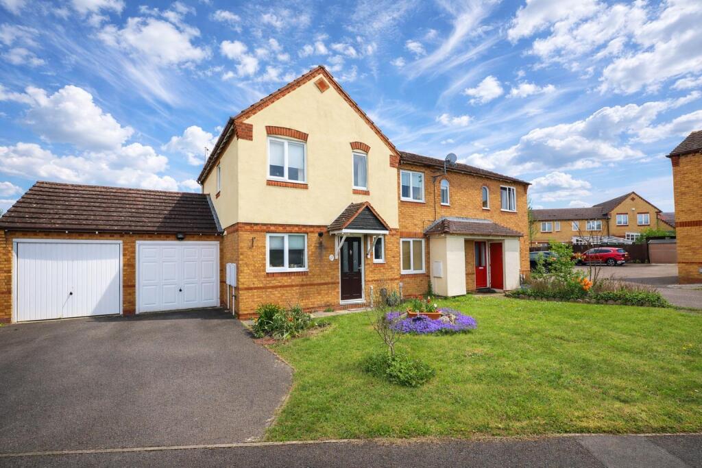 Main image of property: Foxglove Close, Rushden, NN10 0TS