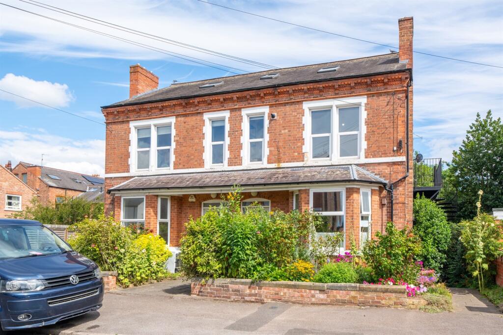 Main image of property: Henry Mews, West Bridgford, NG2