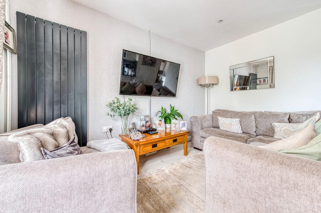 House in Broadland, Hellesdon - More