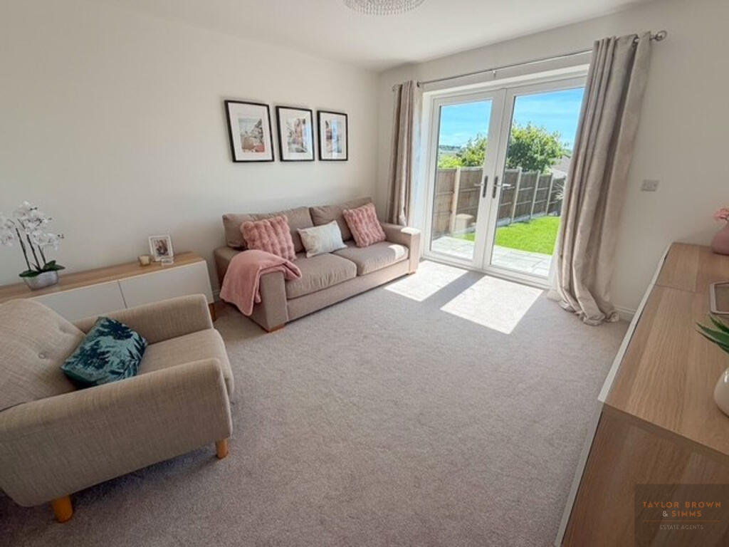 House in Broxtowe, Greasley - View 4