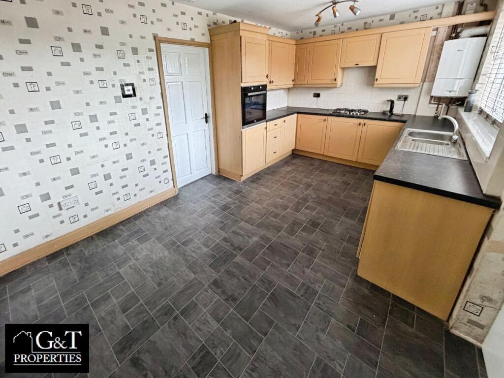 House in Sandwell, Moat Farm - View 5