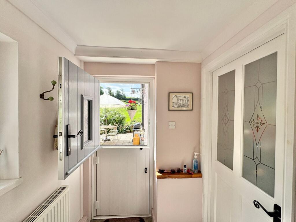 House in Cwmduad, Cynwyl Elfed - View 4