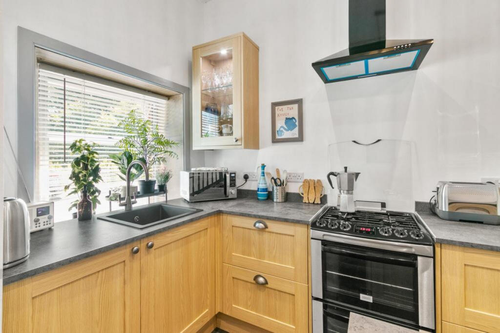 House in Eaglesham, Polnoon, East Renfrewshire - More