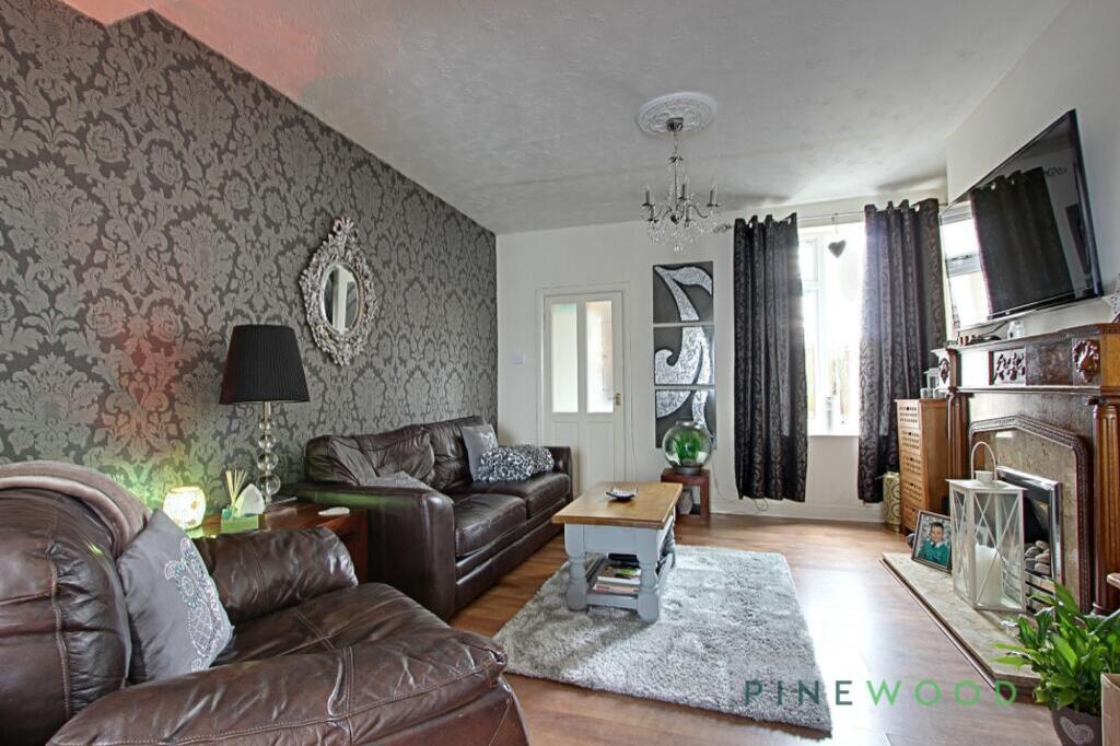 House in Mansfield, Nottinghamshire - View 3